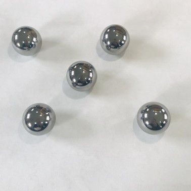 GCr15 меля стальные шарики HRc61 - HRc67 31.66mm 1,2464567&quot; ODM OEM